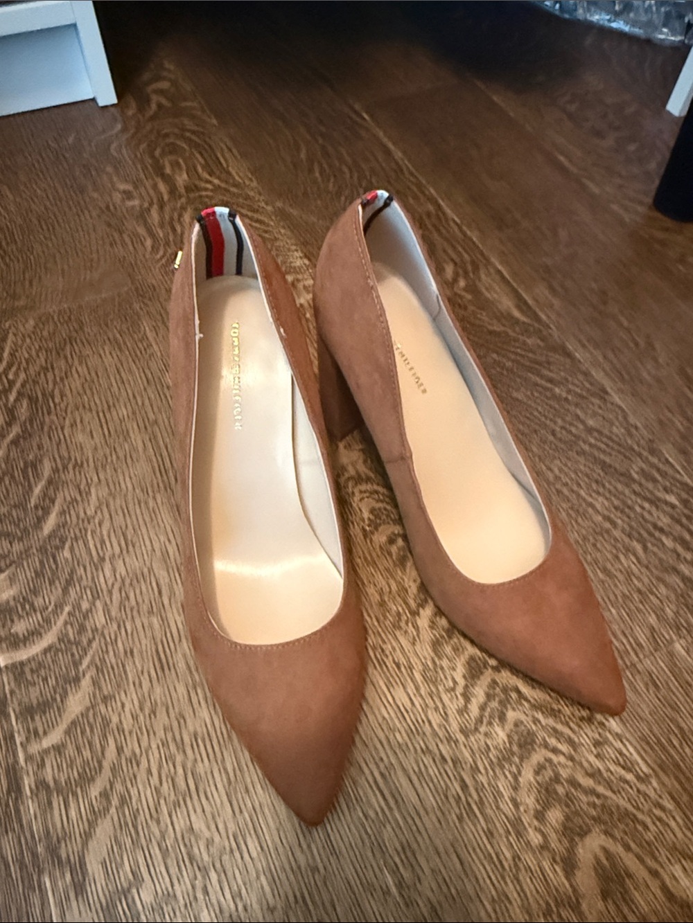 Tommy Hilfiger Chestnut Brown Pointed-Toe Pumps